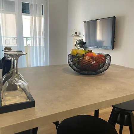 Appartement Veluni - - Free Parking Split