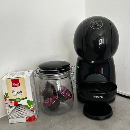 Veluni - - Free Parking * スプリト