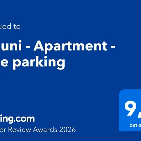 Veluni - - Free Parking *