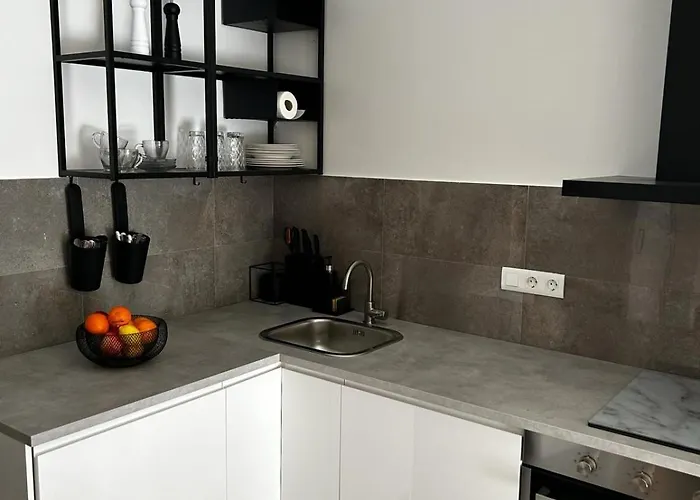 Veluni - - Free Parking Apartman *