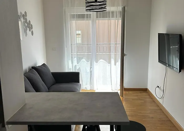 Veluni - - Free Parking Apartman Split