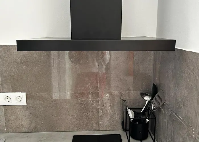 Veluni - - Free Parking Apartman Split